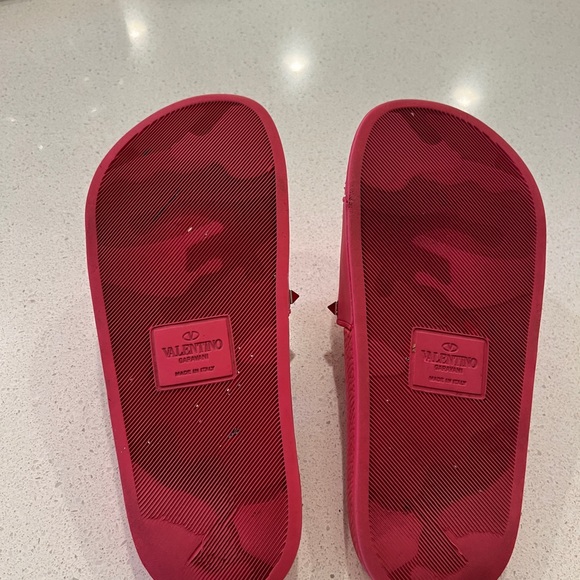 Valentino Rubber Slides Hot Pink Rockstud Accent size 37 - Picture 9 of 11